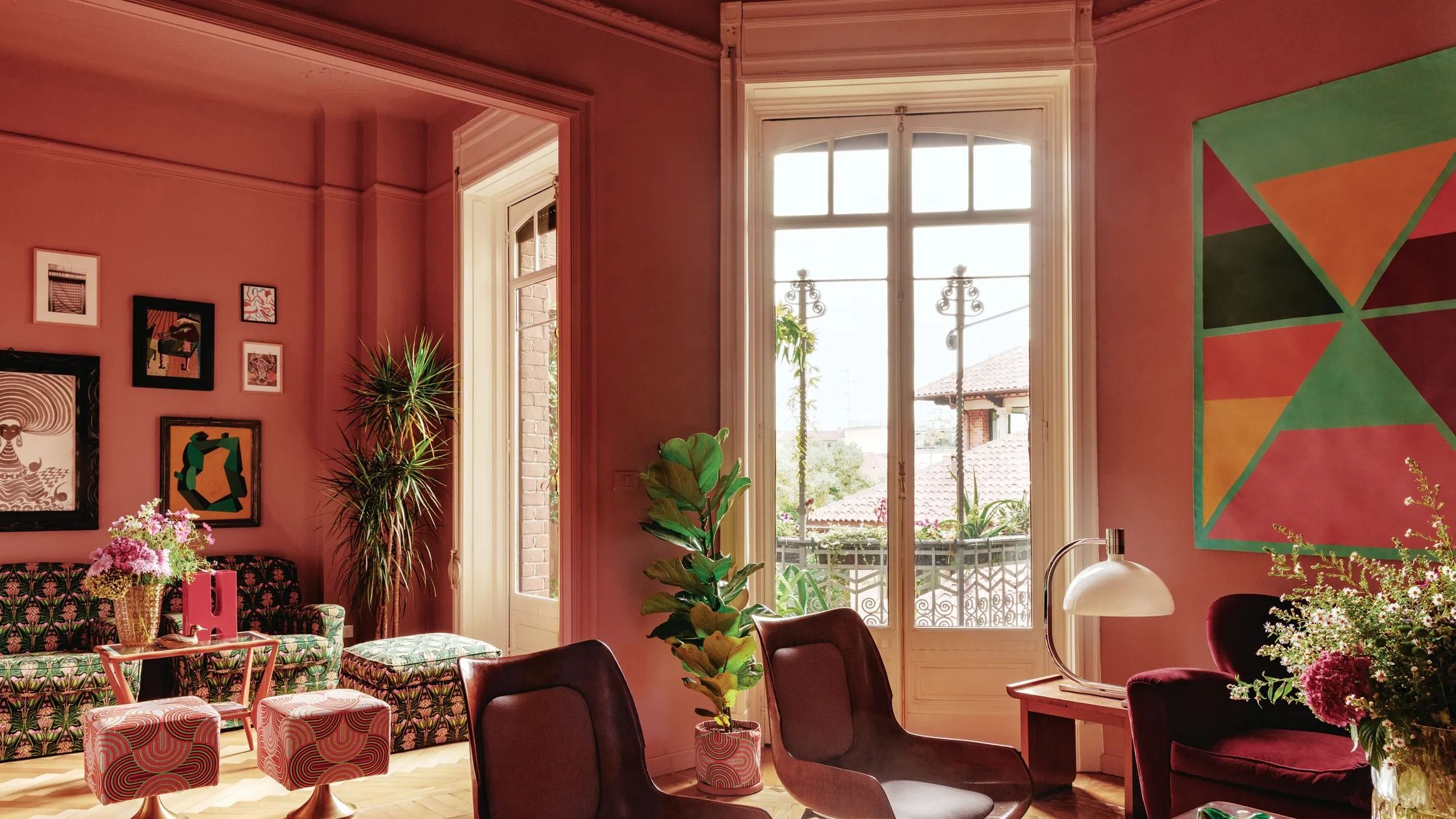 Professional Painting services - Licensed contractors at work